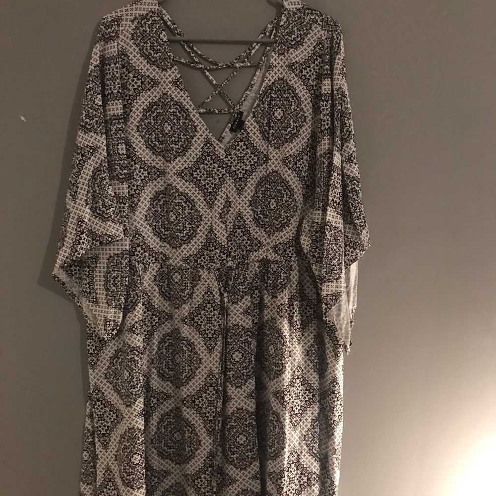 Gray and white mid dress